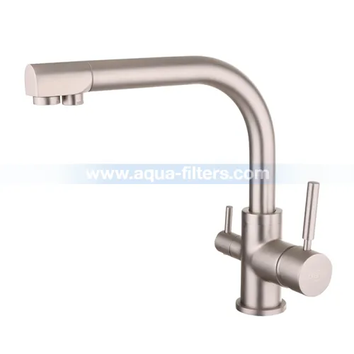 Трипътен кухненски смесител - сатен